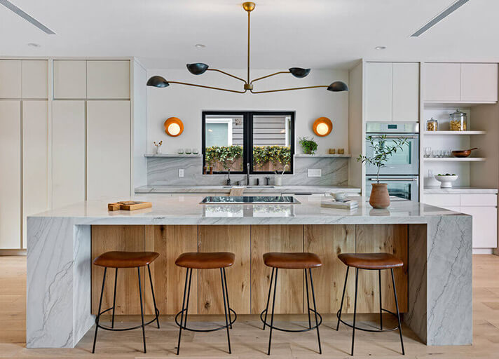 Open Kitchen With Island 